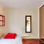Duplex 5E Et 6E Etage En Plein Coeur De Montmartre
